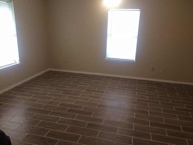 Foto del edificio - 1604 15th Pl