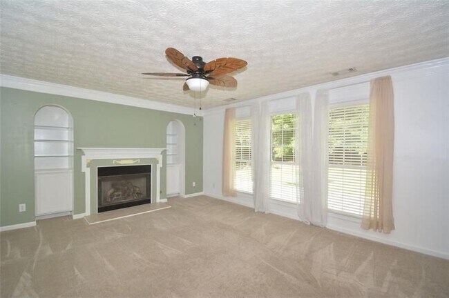 Foto del edificio - 1740 Big Haynes Ct SW