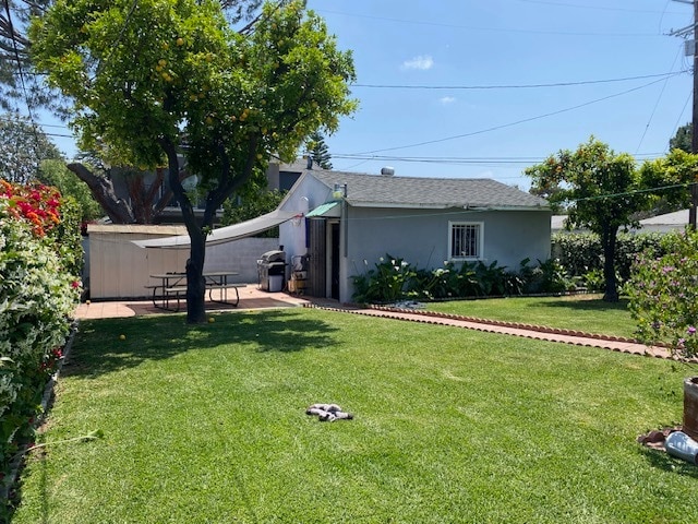 Building Photo - 11074 Califa St