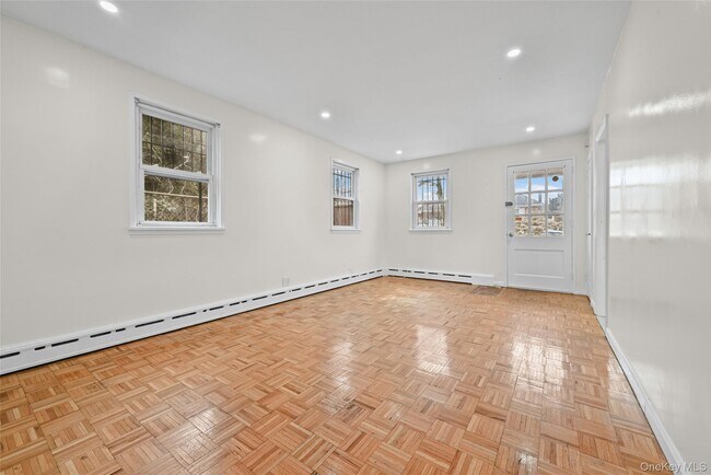 Building Photo - 151-67 27th Ave