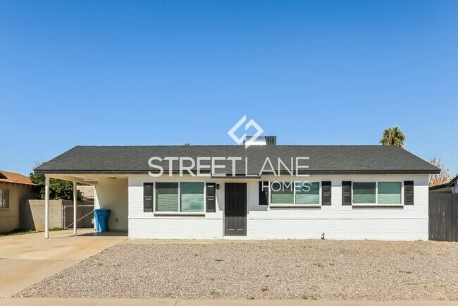 Foto del edificio - Charming 3 bedroom home in Phoenix!