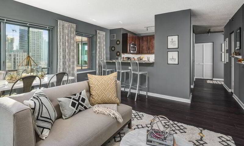 Foto principal - 105 W Chestnut St