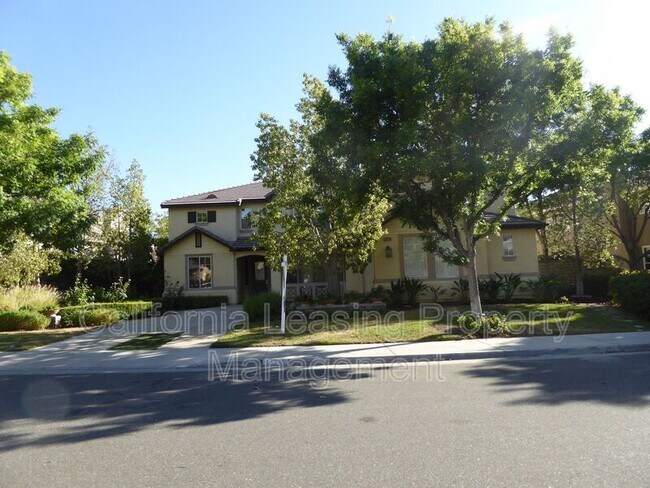 Building Photo - 28939 Rock Canyon Dr