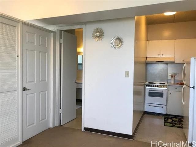 Primary Photo - 1404 Kewalo St