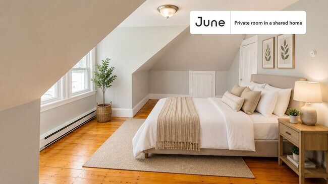 Building Photo - Room in Shared 6 bed/2 bath home