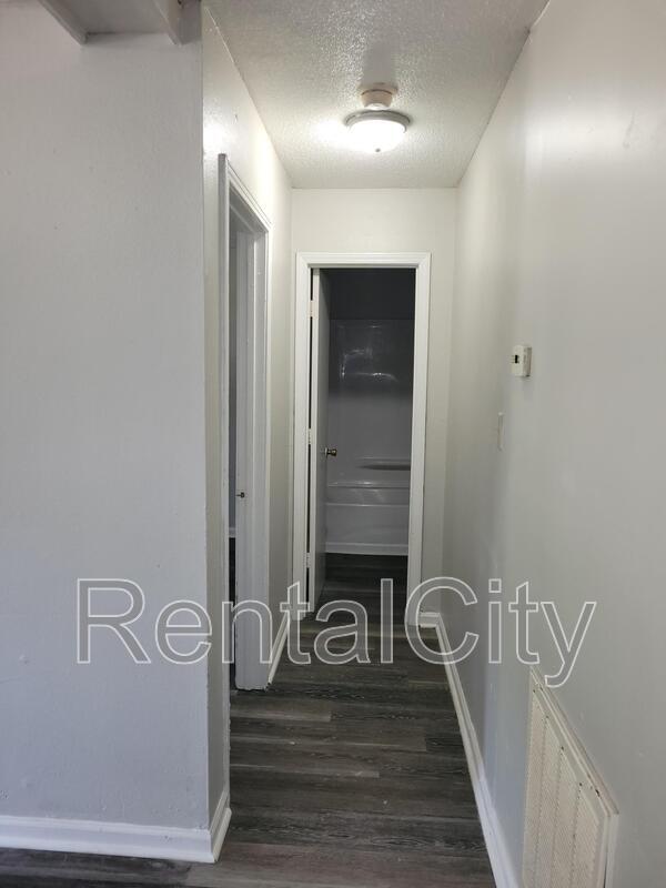 Foto del edificio - 405-407 S Front St