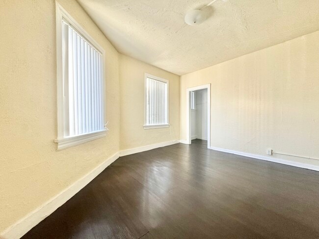 Building Photo - 2017 1/2 W Temple St Los Angeles, CA 90026