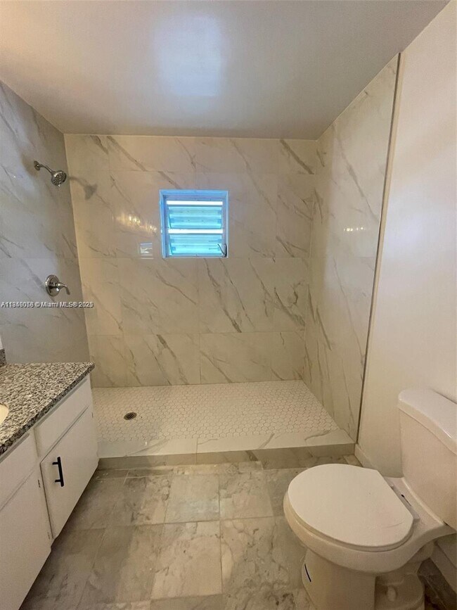 Foto del edificio - 1571 SE 23rd Ave