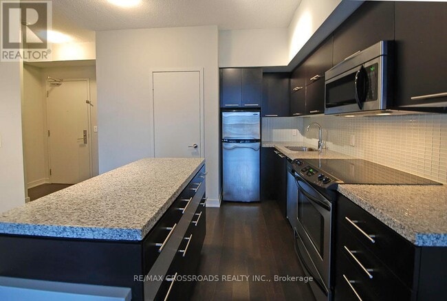 Building Photo - 21 Nelson St