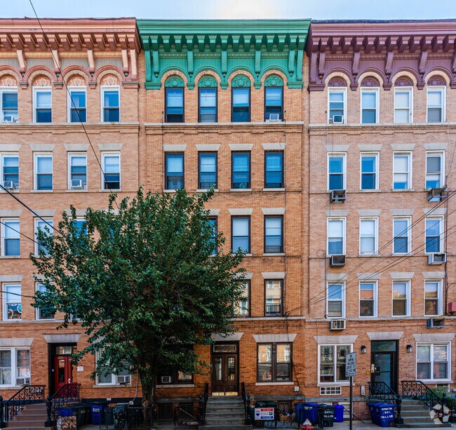 Foto del edificio - 923 Willow Ave