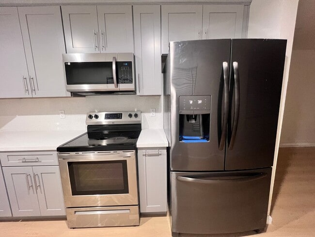 Foto del edificio - 1340 Homestead Rd