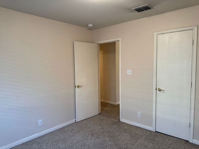 Building Photo - 8462 Favero Cove