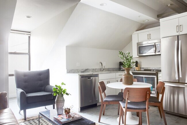 Foto del edificio - 631 Washington St