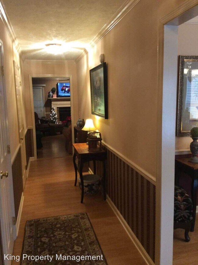Building Photo - 3 br, 2.5 bath House - 1522 Cambridge Place