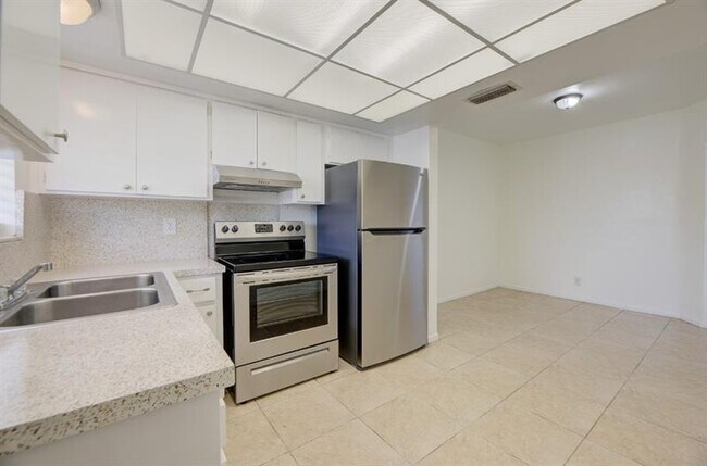 Foto del edificio - 1033 NW 30th Ct