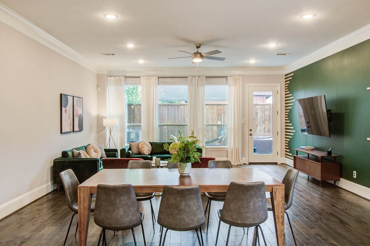 Foto principal - 5530 Kiam St