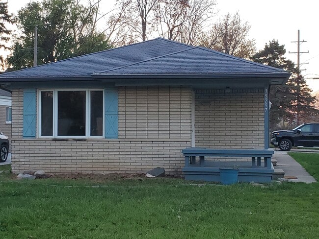 Building Photo - 39297 Prentiss St