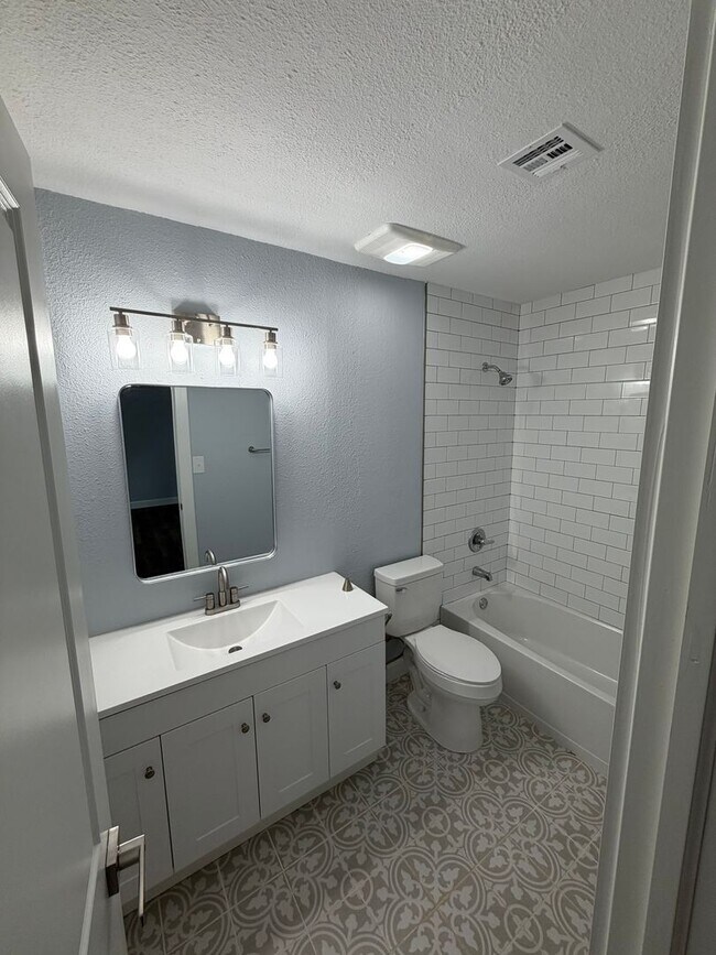 Foto del edificio - 3 Bed | 2 Bath House