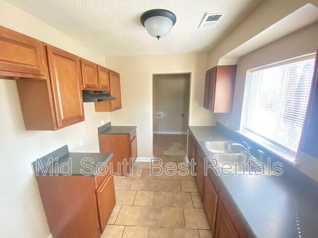 Foto del edificio - 2323 Long St