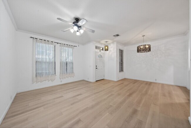 Foto del edificio - 2642 Grayson Way