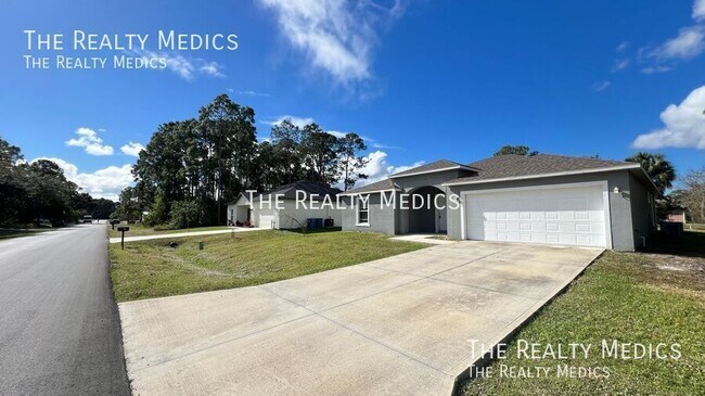 Foto del edificio - 182 Hillock Ave NW