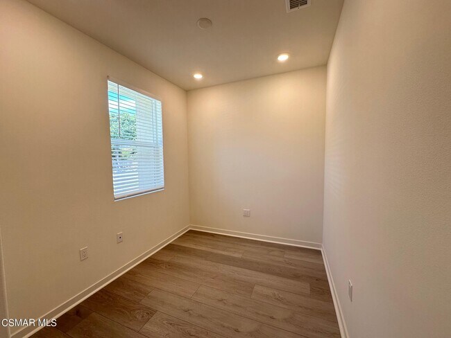 Foto del edificio - 10726 Telegraph Rd