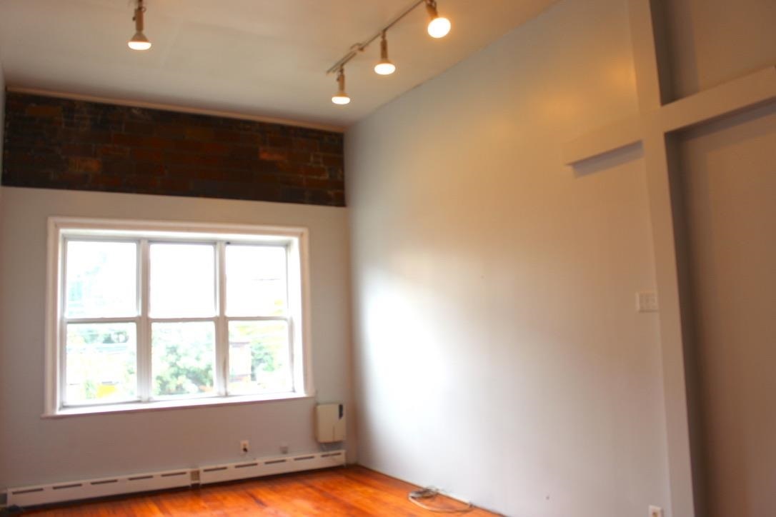 Primary Photo - 372 Palisade Ave