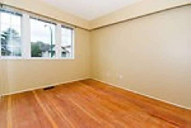 Building Photo - 3955 Pandora St