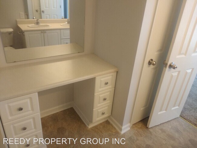 Foto del edificio - 3 br, 2 bath House - 430 S. Meadow Drive