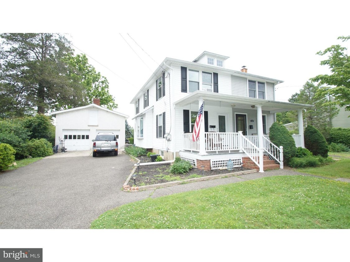 Foto principal - 85 Cornell Ave