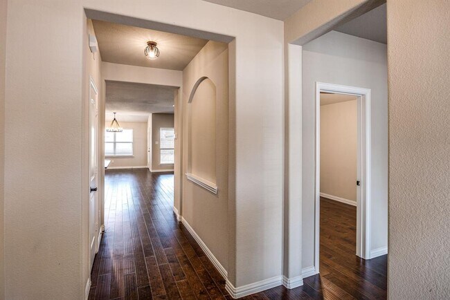 Foto del edificio - 3003 Mulberry Ave