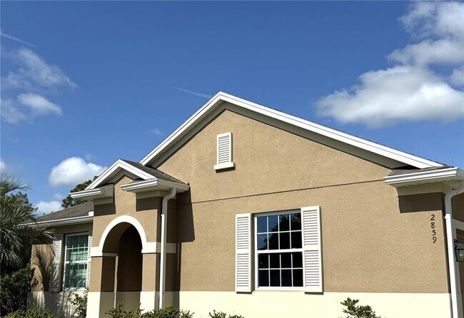 Foto del edificio - 2859 Running Brook Cir