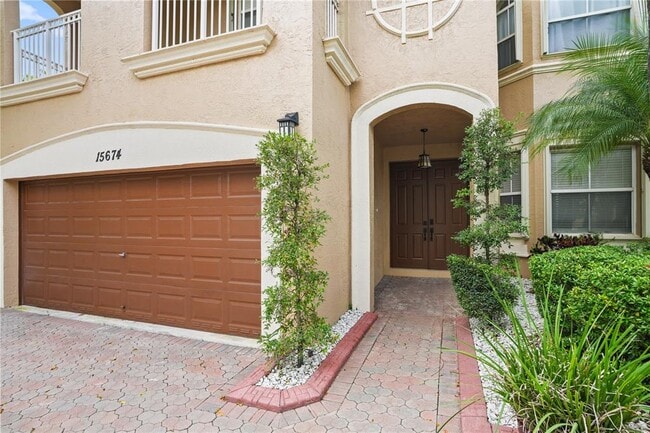 Building Photo - 15674 SW 53rd Ct