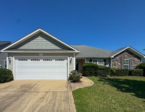 Building Photo - 136 Ivy Stone Dr