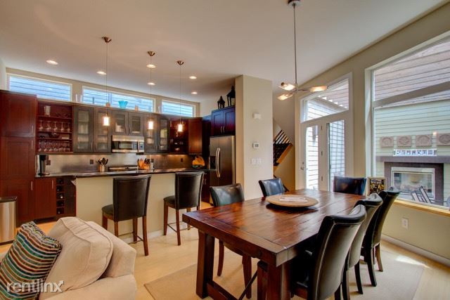 Building Photo - 5044 4th St