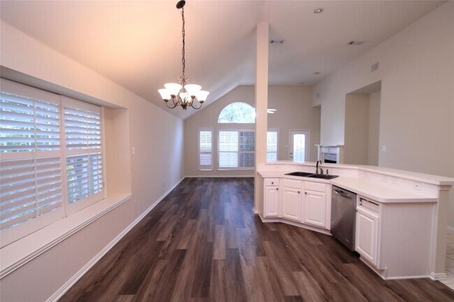 Building Photo - 788 Texas Oak Trail