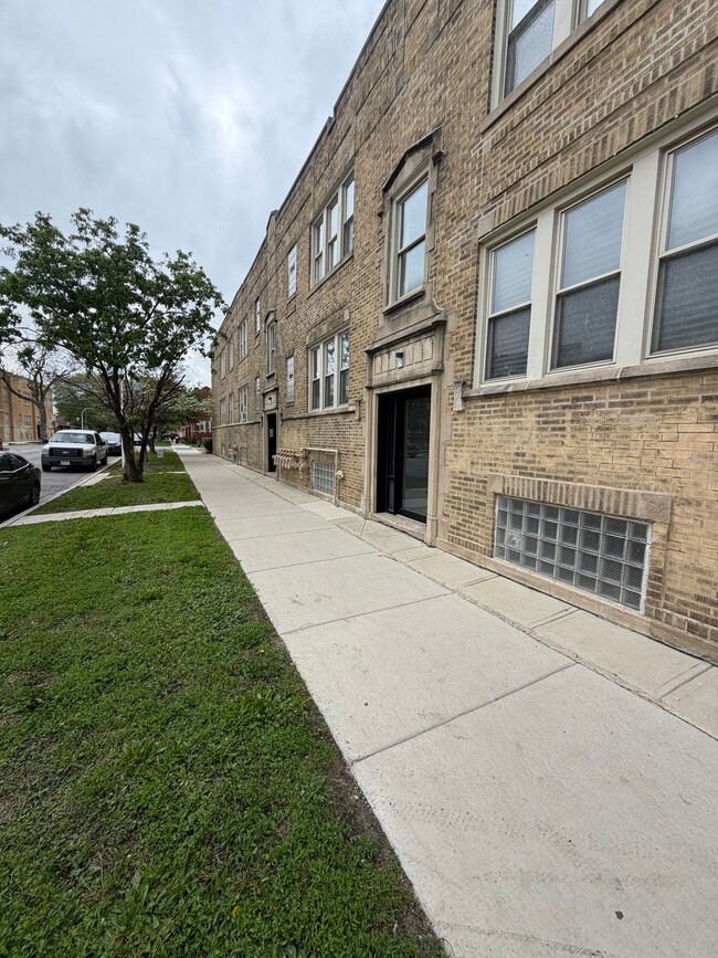 Photo - 6559 S Mozart St Apartment
