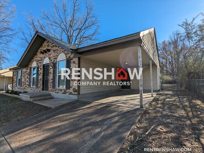 Foto del edificio - 3311 Keystone - 3 Bed / 1.5 Bath - Renovat...