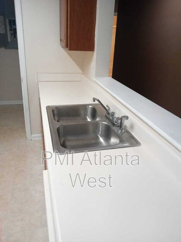 Foto del edificio - 16303 Waldrop Cove