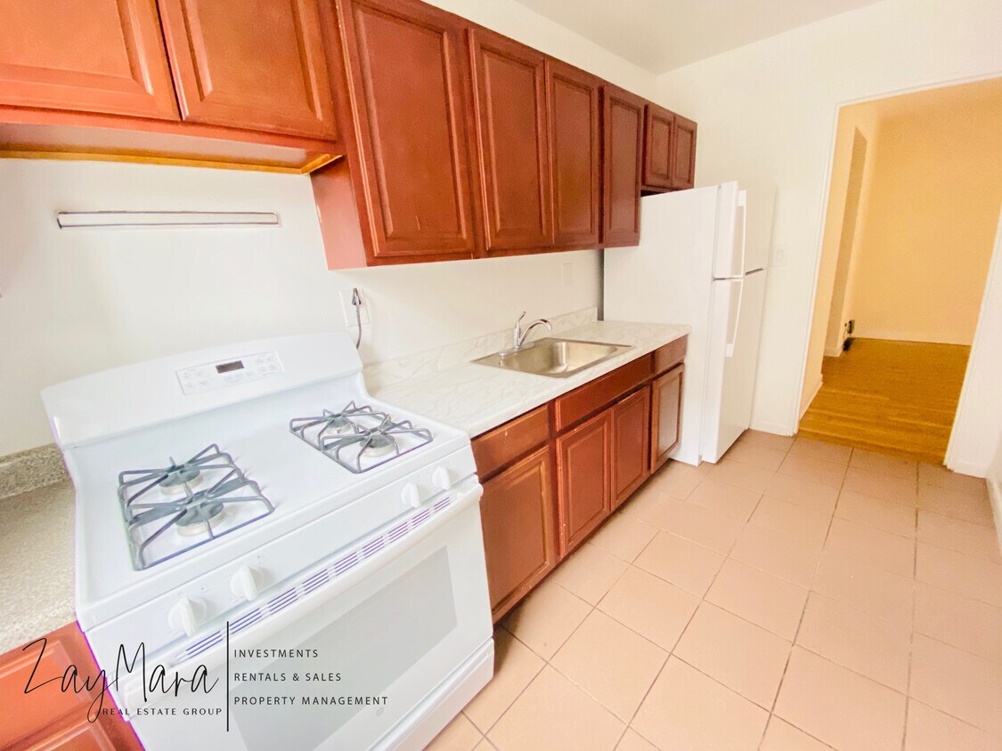 Foto principal - 829 Bronx River Rd