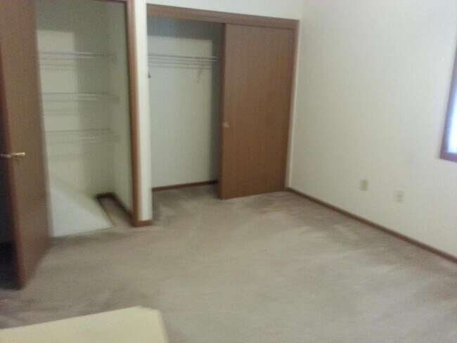 Building Photo - 1689 Dayton Street #6