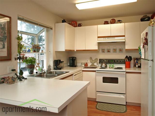 Cocina Ustairs Rambler - Noble Court Estates