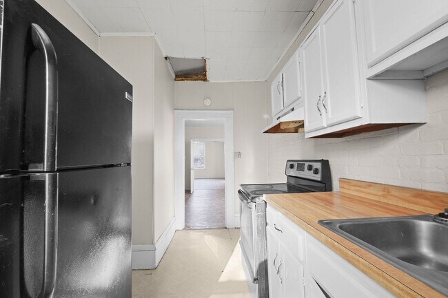 Foto del edificio - 131 W 13th St