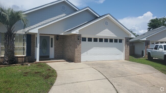 Building Photo - 355 Currant Trce