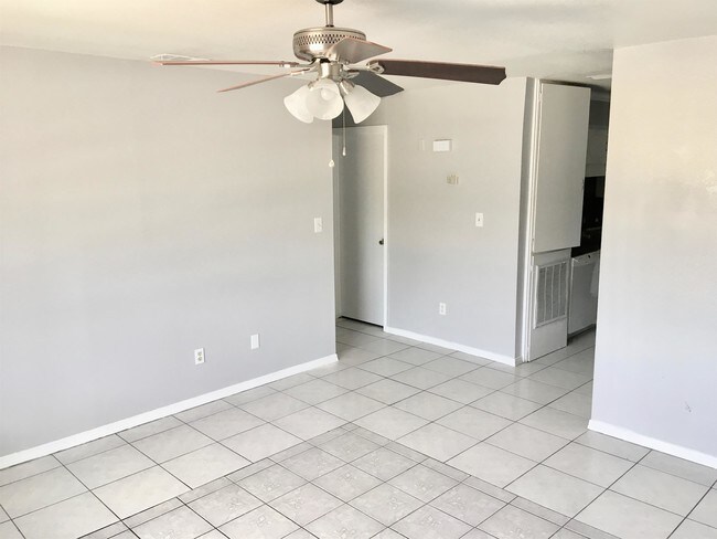 Foto del edificio - 6220 N 11th St