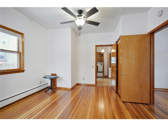 Building Photo - 1918 4th St NE