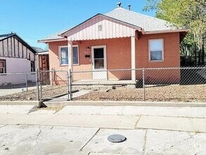 Building Photo - 1523 Palmer Ave