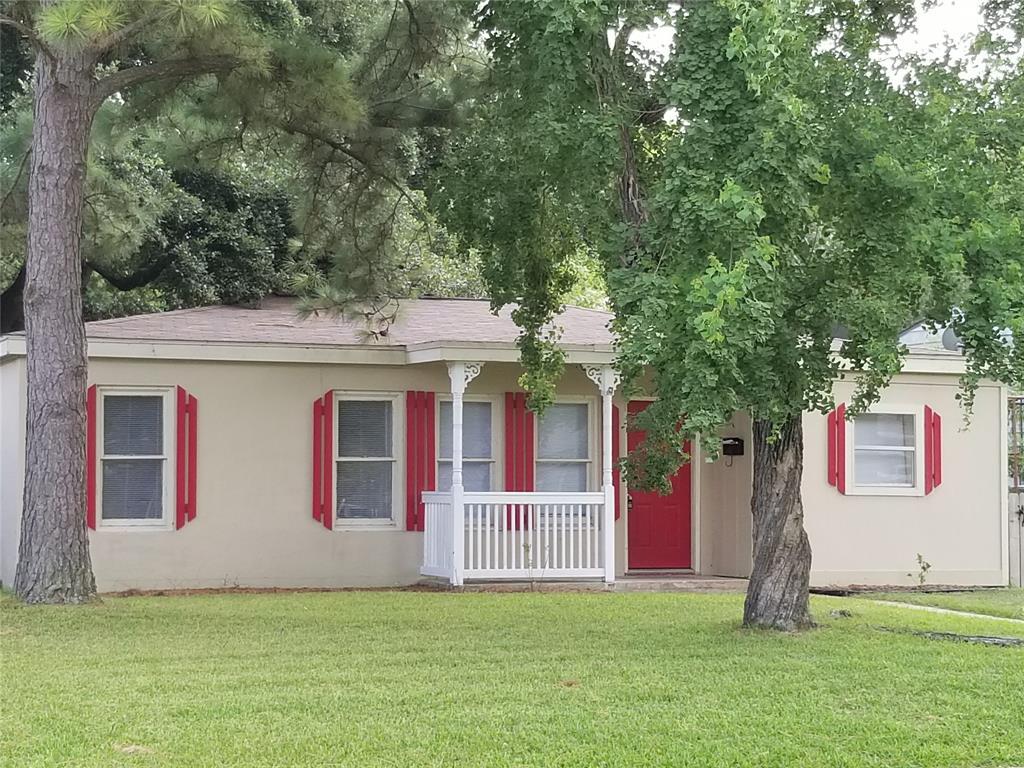 Foto principal - 417 13th St N