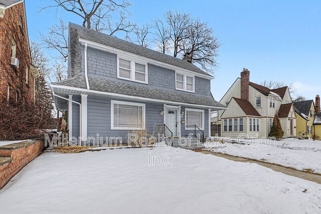 Building Photo - 52 E Iroquois Rd