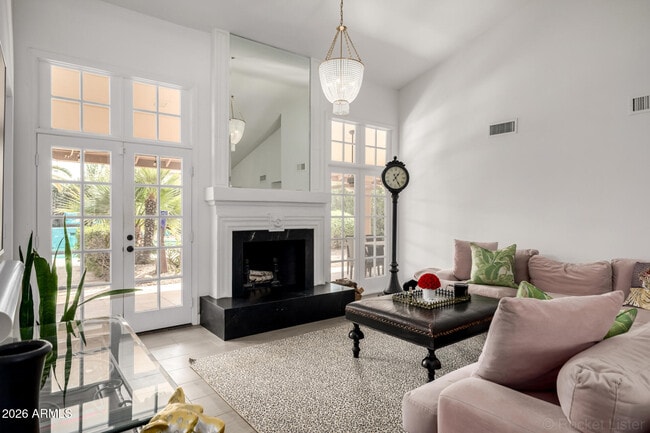 Building Photo - 9825 E Turquoise Ave